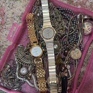 Bundle Lot of Assorted Jewelry